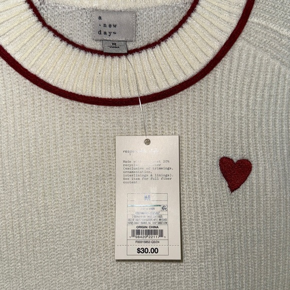 A New Day Romantic Long Sleeve Crewneck Sweater Red Heart Sizes XS, S. M Cream - Picture 3 of 8